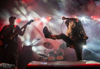 Thronehammer - Photo by Roli