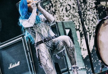 Arch Enemy - Photo by Tuomas