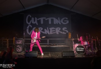 Cutting Corners - Photo by Dänu
