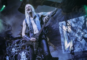 Hammerfall - Photo by Tuomas