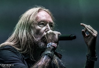 Hammerfall - Photo by Pat