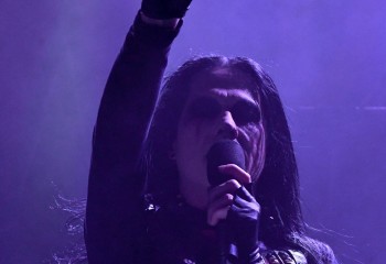 Wednesday 13 - Photo by Pat