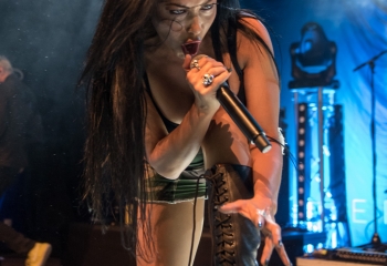 Butcher Babies - Photo by Marc