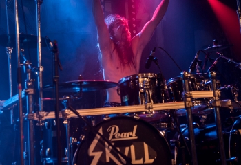 Skull Fist - Photo by Marc