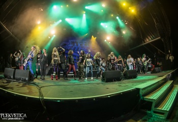 Steel Panther - Photo by Marc