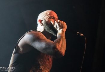 Suffocation - Photo by Nati